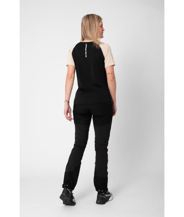 7953905 Huli tshirt black front